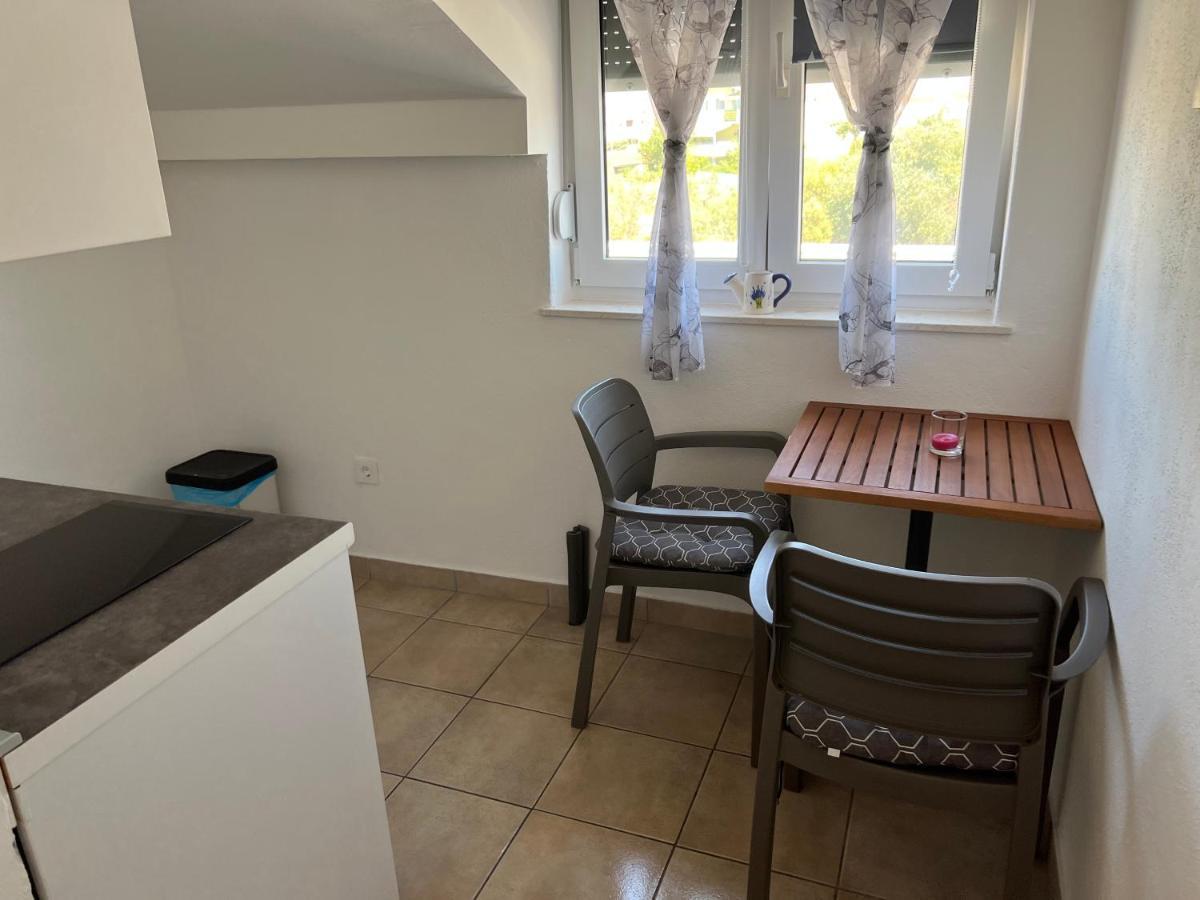 Apartments Villa Zdrava Трогир Екстериор снимка