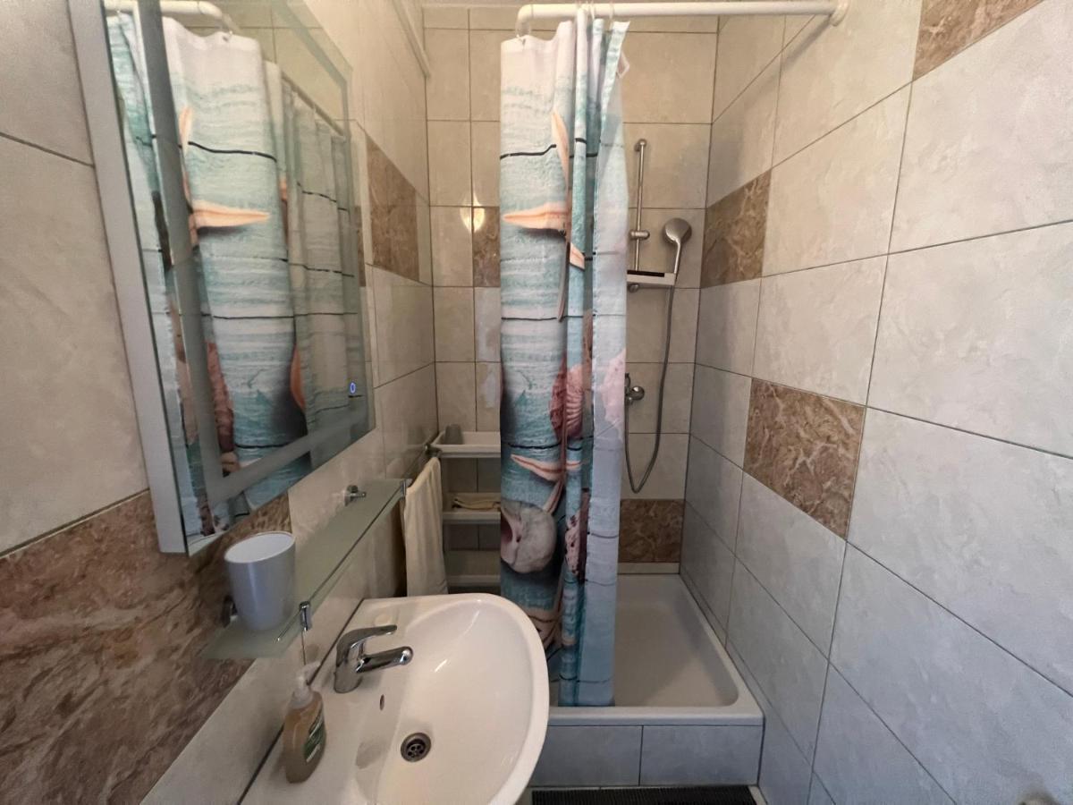 Apartments Villa Zdrava Трогир Екстериор снимка