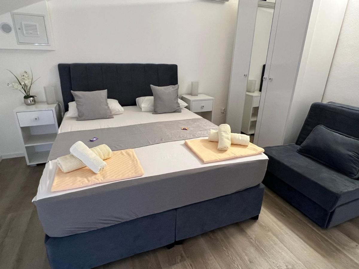 Apartments Villa Zdrava Трогир Екстериор снимка